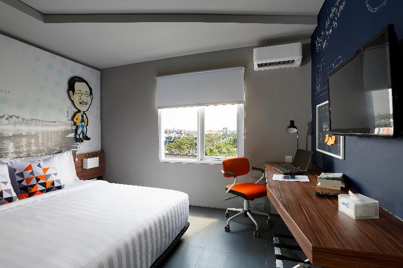 Berry Biz Hotel Σεμινιάκ Εξωτερικό φωτογραφία